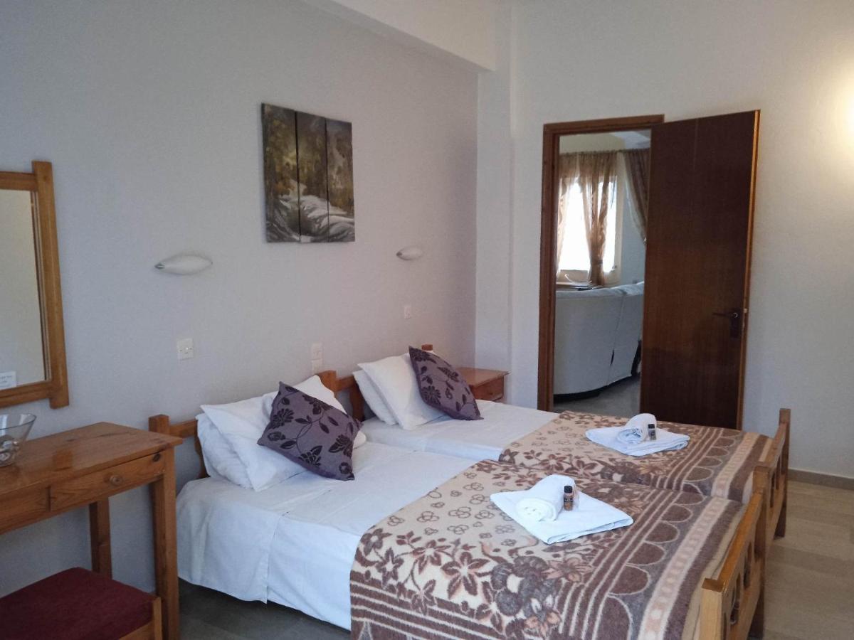 Villa Kaloudis Rooms 아기오스 게오르기오스 외부 사진